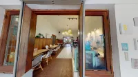 Amaryllis Hotels