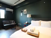 Song Qian Brigade live with sika deer Hotels near Lukang