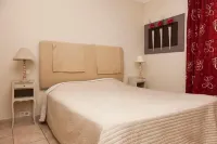 Hôtel les Magnanarelles Hotels in Les Baux-de-Provence