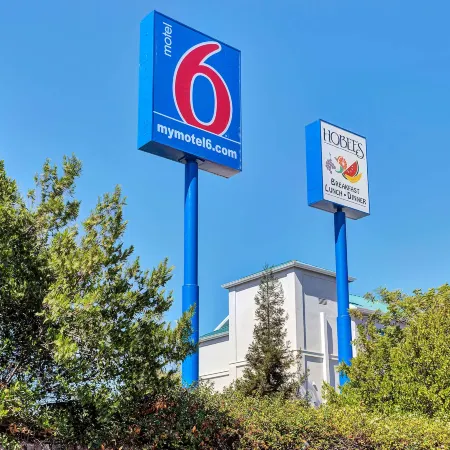 Motel 6 Belmont, CA - San Francisco - Redwood City