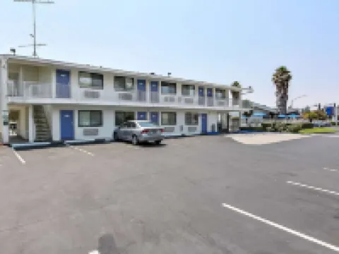 โมเทล 6 ซันนีเวล แคลิฟอร์เนีย - เซาท์ โรงแรมในซันนีเวล