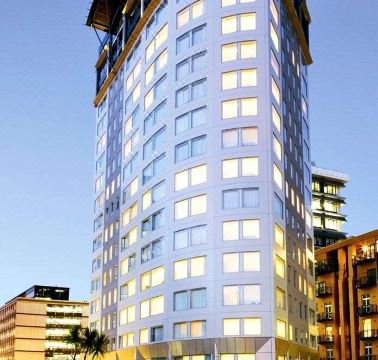 볼턴 호텔 수영장