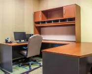 Comfort Inn & Suites Hamburg - Buffalo South - parking