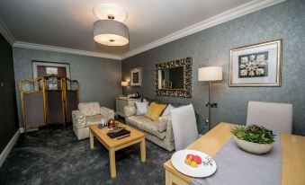 Best Western Plus White Horse Hotel