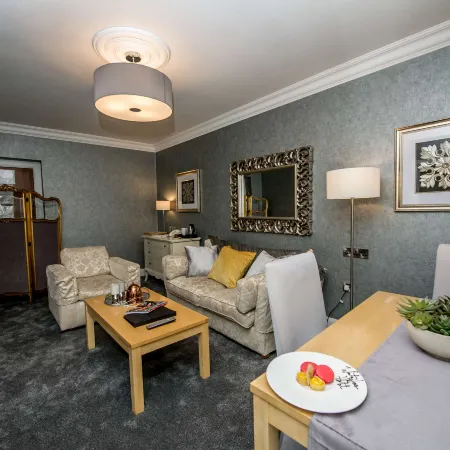 Best Western Plus White Horse Hotel