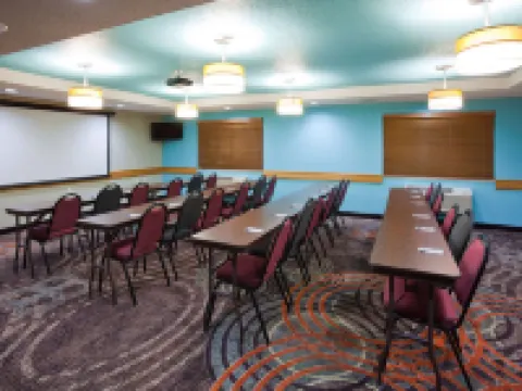 AmericInn by Wyndham Shakopee Near Canterbury Park Hotels in Shakopee