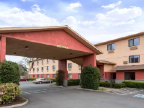 Super 8 by Wyndham Corvallis Hotels in Corvallis