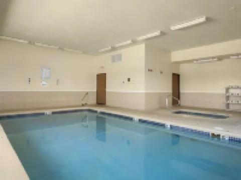 Days Inn by Wyndham Jefferson City Hotels in Cole County