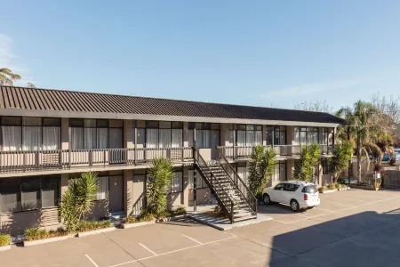 Best Western Governor Gipps Motor Inn Отели в г. Траралгон