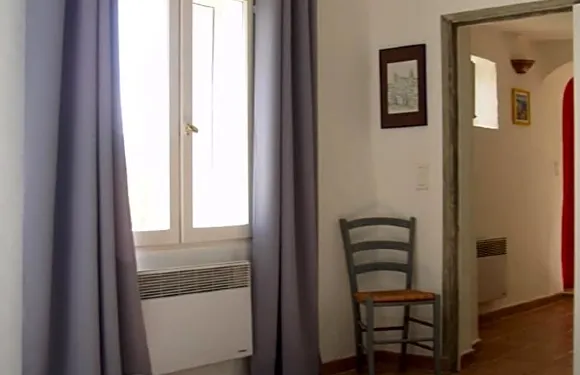 萊斯温加利雷斯住宿加早餐旅館