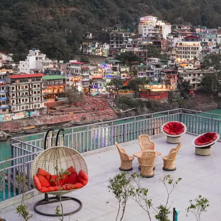Hotel Ishan - A Ganges Riverside Retreat by Salvus