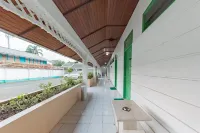 RedDoorz @ Jalan R.E. Martadinata Sukabumi Hotel a Warudoyong