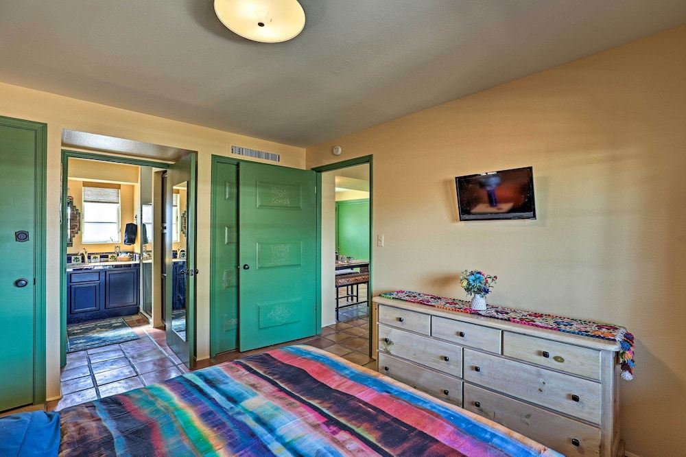 Modern Green Valley Condo - Near National Park!