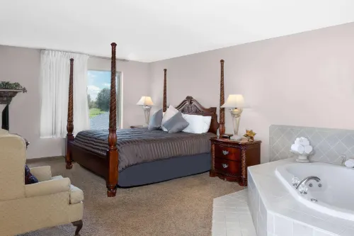 Days Inn & Suites by Wyndham Pocahontas Hotels in Randolph County