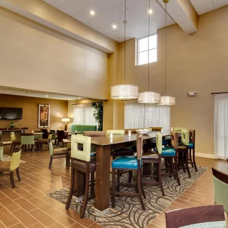 Hampton Inn & Suites Cape Coral/Fort Myers Area
