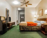 Econo Lodge Inn & Suites Hotels in Pontoon Beach