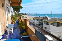 Edy Sea View Holiday Apartment