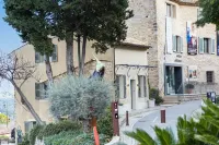 Mougins Collection - Magnificent House in the Heart of the Old Village