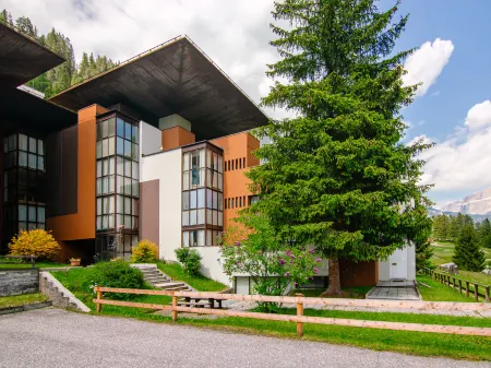 Appartamento Antermoia Отели в г. Маццин