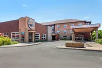 Best Western Plus Bathurst Hotel  Suites Các khách sạn ở Bathurst