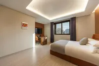 Dongdaegu Station Eastern Hotel Hotels near Dongdaegu Station Square
