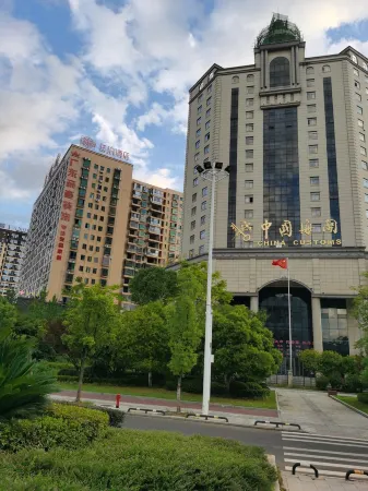 Bazhou Homestay (Lee Tat Secondary)