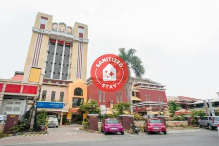 Capital O 460 World Palace Hotel