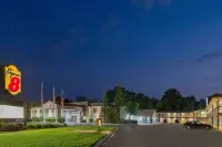 Super 8 by Wyndham Marysville/Port Huron Area Hotels in Marysville