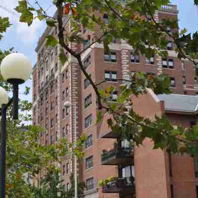 Residence Inn Cincinnati Downtown/The Phelps Hotel Exterior