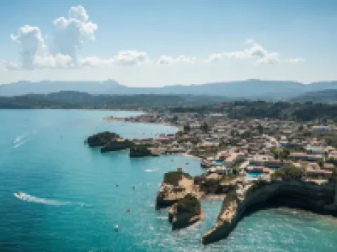 Akron Seascape Resort シダリオンのホテル