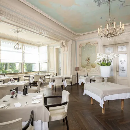 Hôtel des Trois Couronnes & Spa - the Leading Hotels of the World