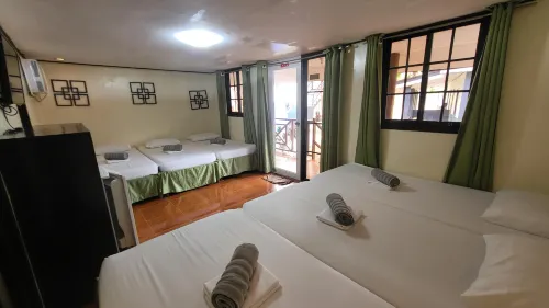Bakasyunan Resort and Conference Center - Zambales - balcony