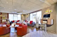 Campanile Villennes Sur Seine - Poissy Hotels in Carrieres-sous-Poissy