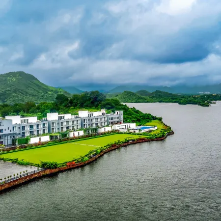'Zana' Lakeview Resort - Most Scenic Lakeside Resort