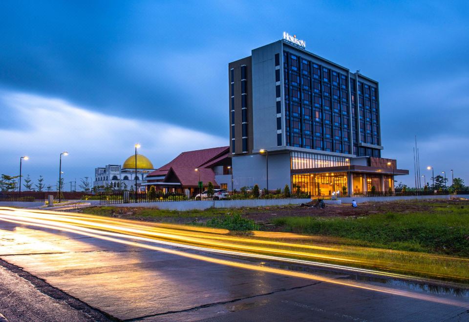 hotel overview picture