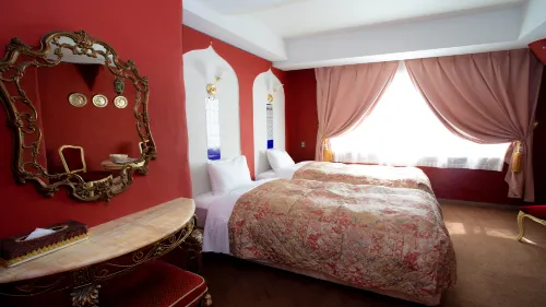 Arabianart Hotel & Gallery Hotels in Kamogawa