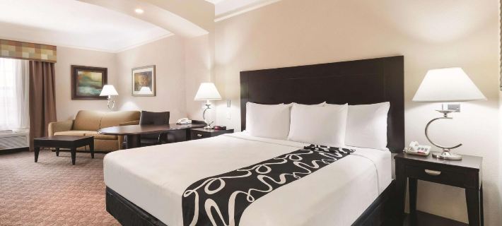 La Quinta Inn & Suites by Wyndham Pharr Rgv Medical Center Hotels in Hidalgo County