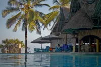 Reef Hotel Mombasa - Beach