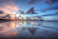 Candlewood Suites Charleston - Northwoods