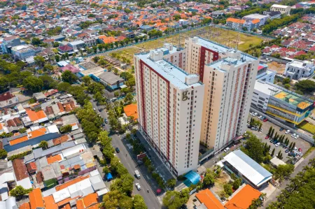 Starlight Studio at Gunawangsa Apartment Отели в г. Sukolilo