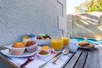 4 on Varneys Guest House