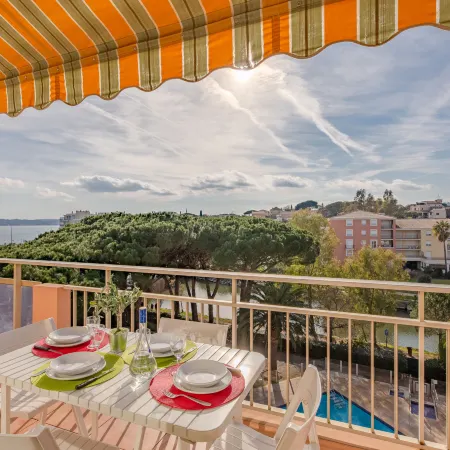 Le Riviera