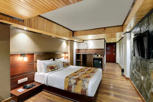 Yashshree Mall Road Darjeeling Hotels in Darjeeling