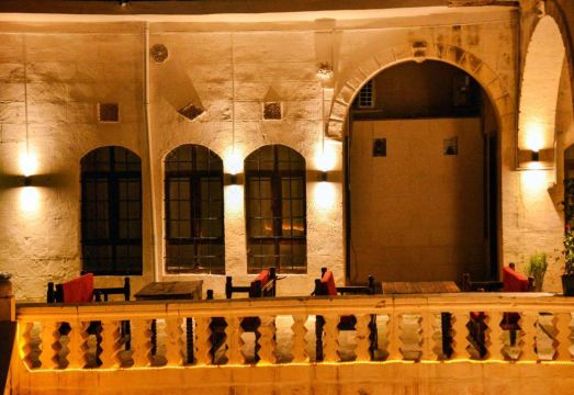 5. 카라굴 오텔..