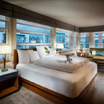 Staypineapple, Watertown Hotel, University District Seattle Hotels near University of Washington