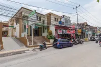 Urbanview Syariah Utami Inn Garut by RedDoorz
