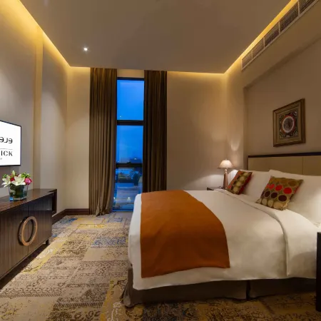 Warwick Al Khobar