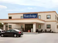Travelodge by Wyndham Trenton