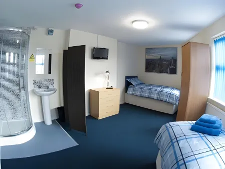 Liverpool Gateway Inn Отели рядом с достопримечательностью «Paul McCartney's Childhood Home»