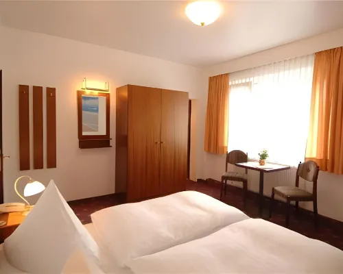 Haus Sparkuhl Hotel Garni Hotels near Vahrenwald